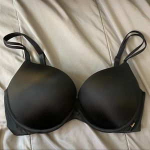 Black Victoria’s Secret Very Sexy Push Up 32DD
